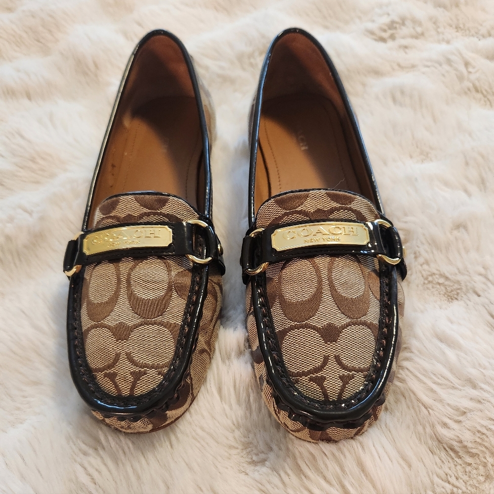 Coach Felisha Loafers in Tan and Dark Brown Patent Leather with Gold Coach Plate